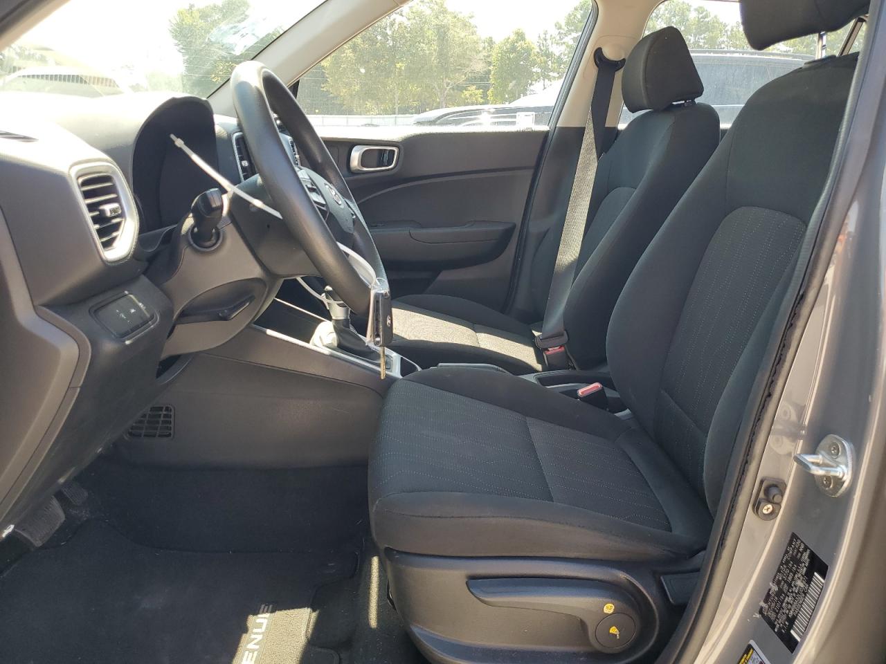 2020 Hyundai Venue Se VIN: KMHRB8A32LU032871 Lot: 70259155