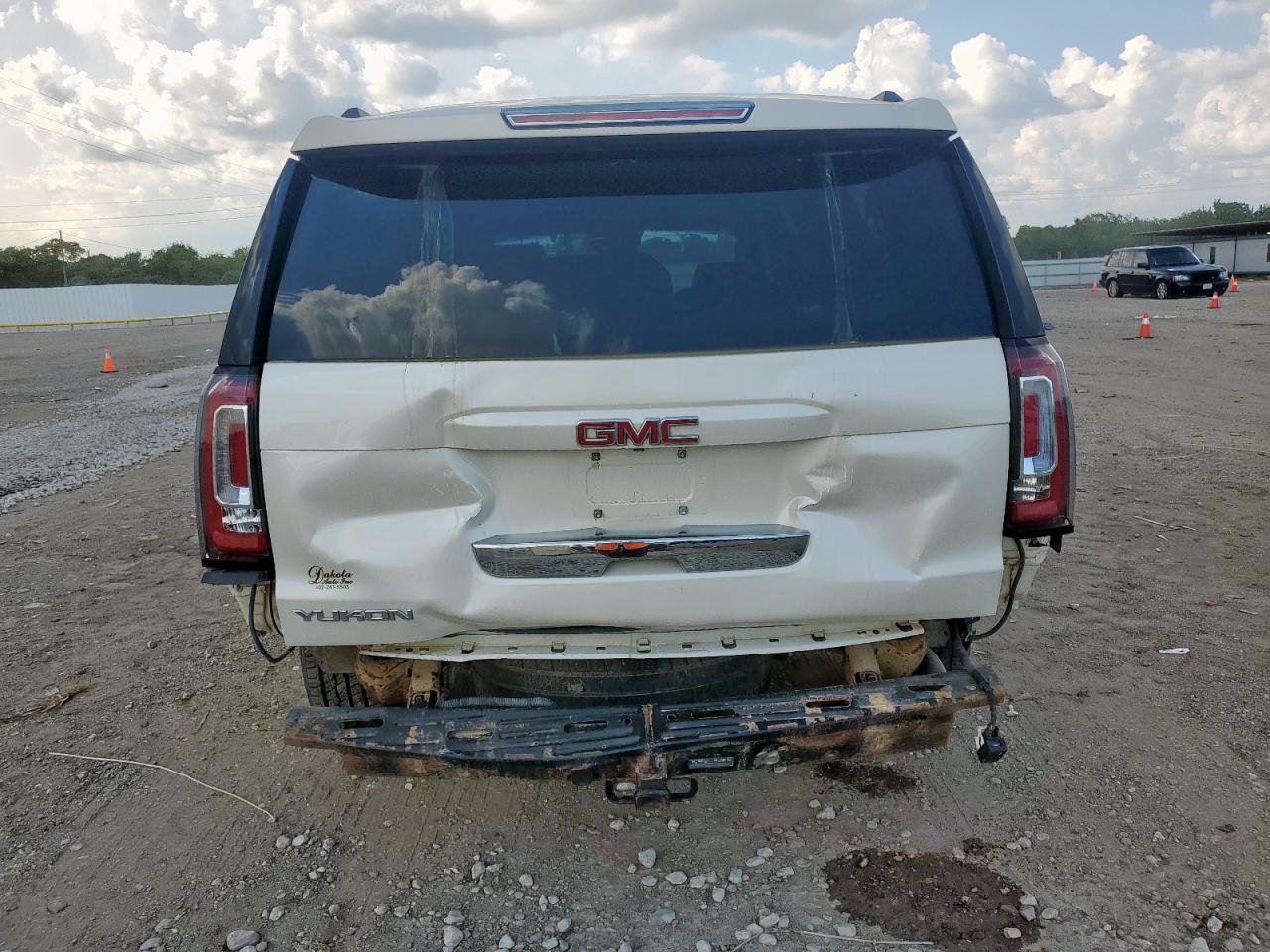 2015 GMC Yukon Xl K1500 Slt VIN: 1GKS2HKC5FR708813 Lot: 69459335