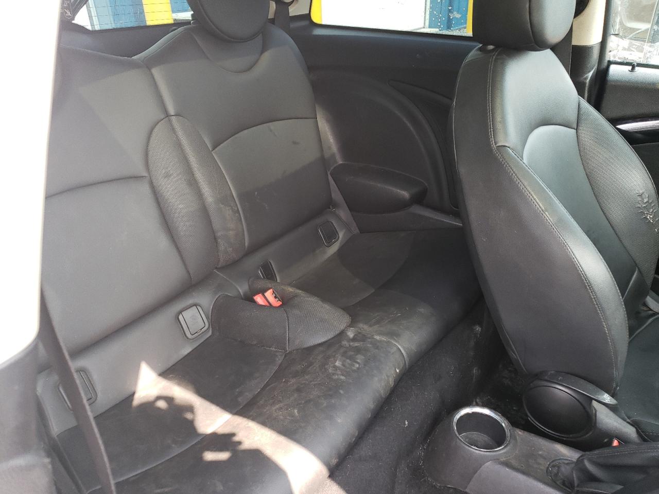 WMWSU3C59CT369557 2012 Mini Cooper