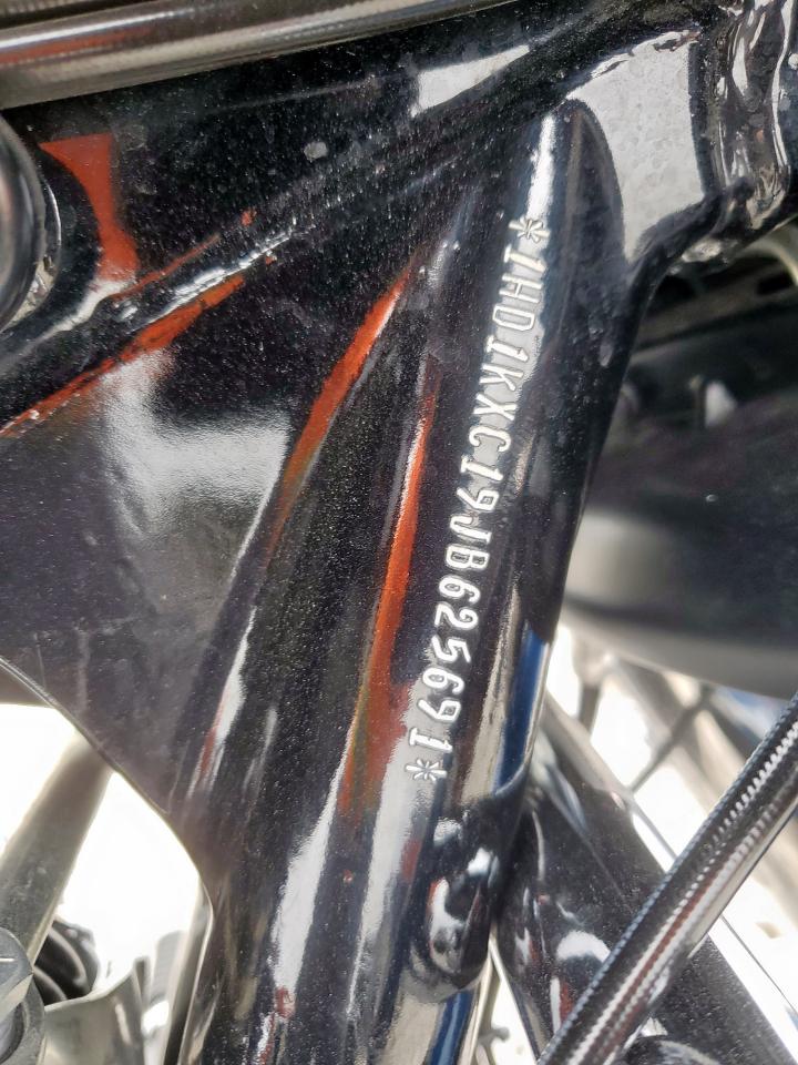 2018 Harley-Davidson Flhx 115Th Anniversary Street Glide VIN: 1HD1KXC19JB625691 Lot: 71010675