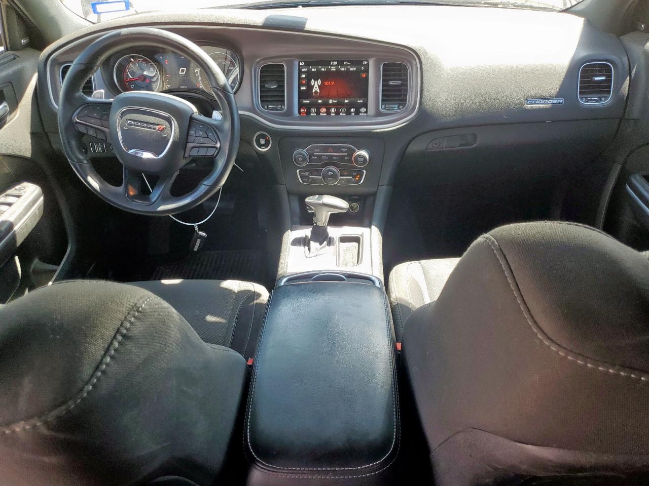 2019 Dodge Charger Sxt VIN: 2C3CDXJG8KH631118 Lot: 69679415