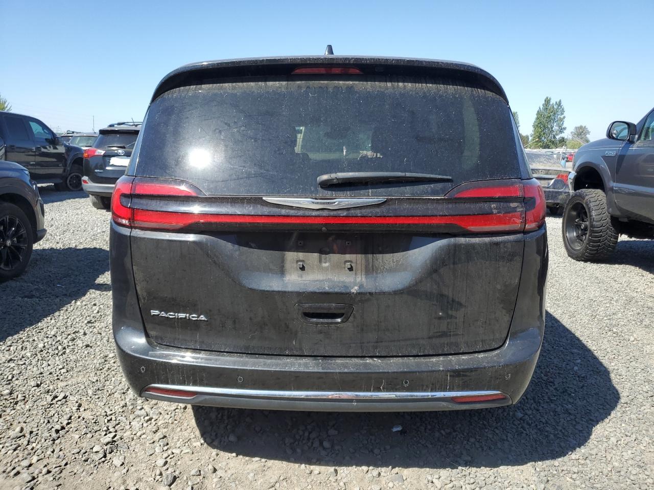 2021 Chrysler Pacifica Touring L VIN: 2C4RC1BG5MR552717 Lot: 69693885
