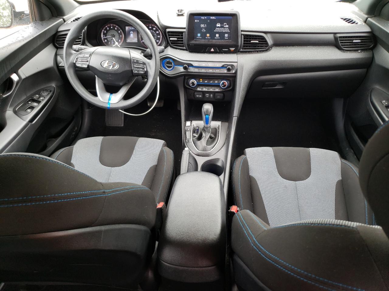 2019 Hyundai Veloster Base VIN: KMHTG6AFXKU003154 Lot: 69084245