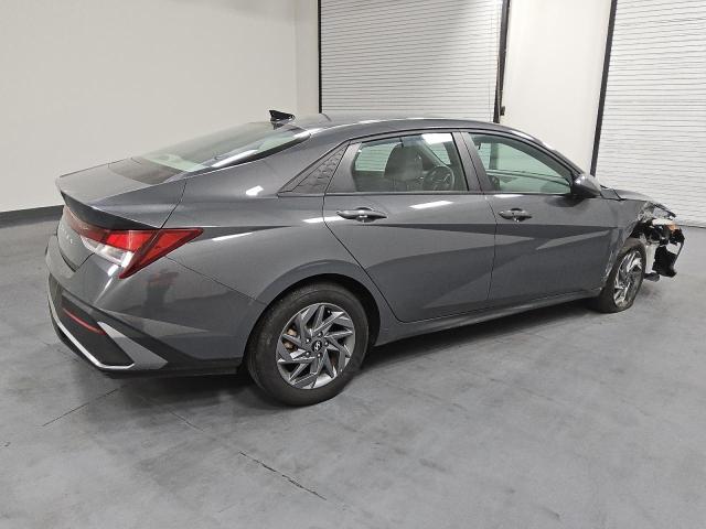  HYUNDAI ELANTRA 2024 Szary