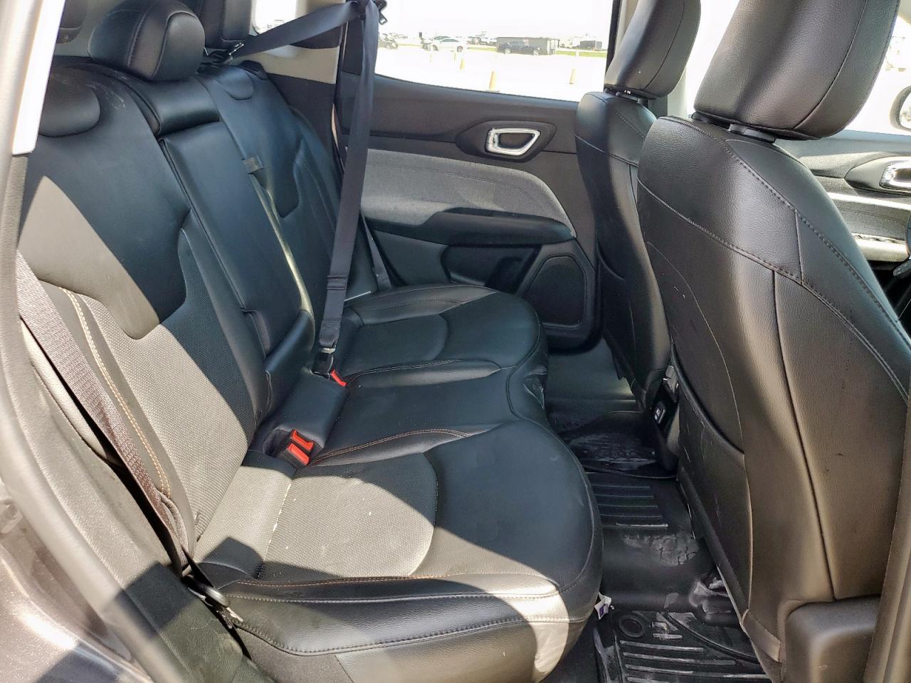 2022 Jeep Compass Latitude Lux VIN: 3C4NJDFB4NT185506 Lot: 68849535