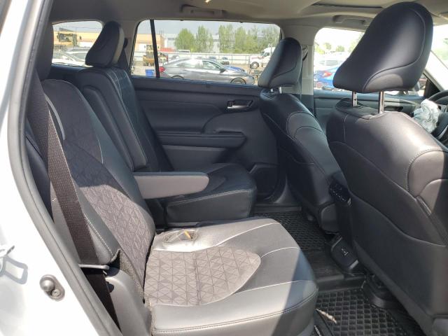2025 TOYOTA HIGHLANDER HYBRID XLE  