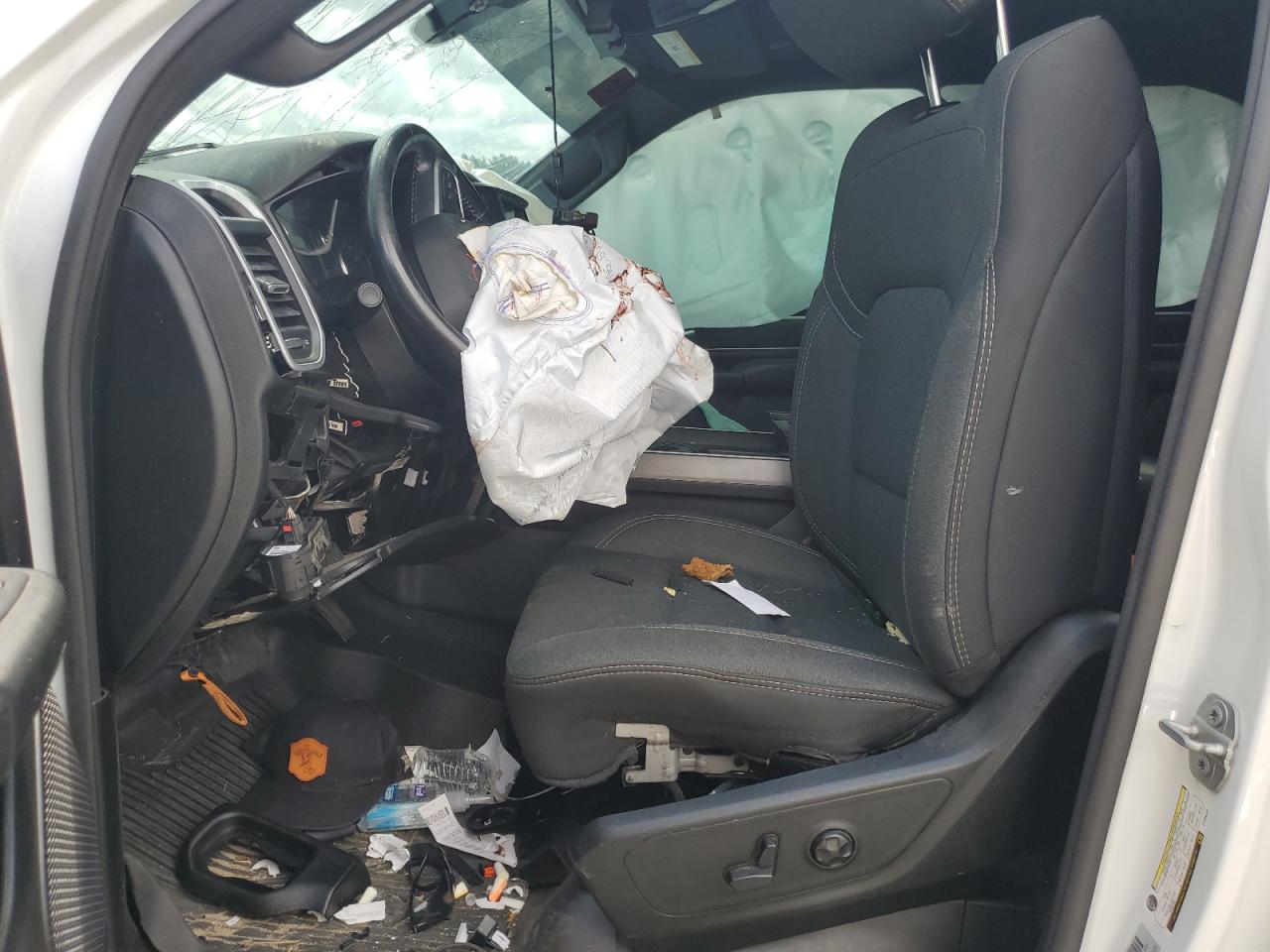 2020 Ram 1500 Big Horn/Lone Star VIN: 1C6SRFBT4LN266225 Lot: 68786045