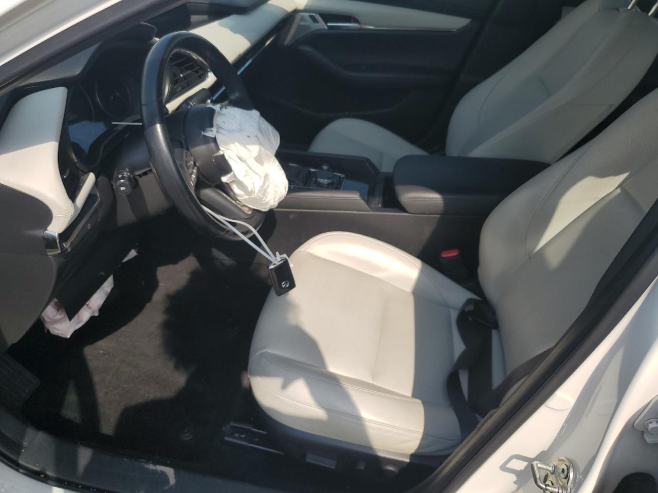 2021 Mazda 3 Premium VIN: JM1BPADL0M1320143 Lot: 69450755