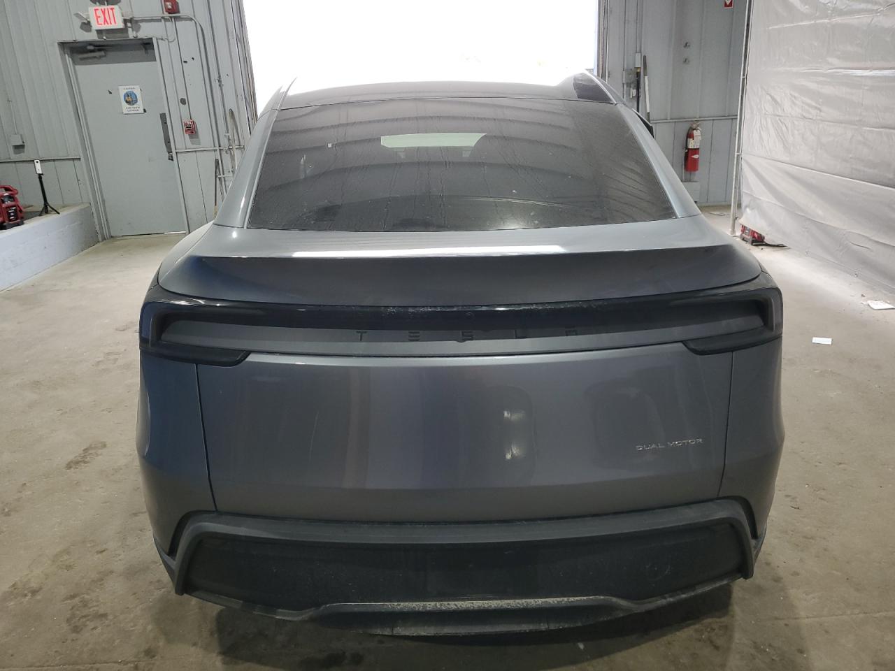 2025 Tesla Model Y VIN: 7SAYGDEE3TF368191 Lot: 68289305