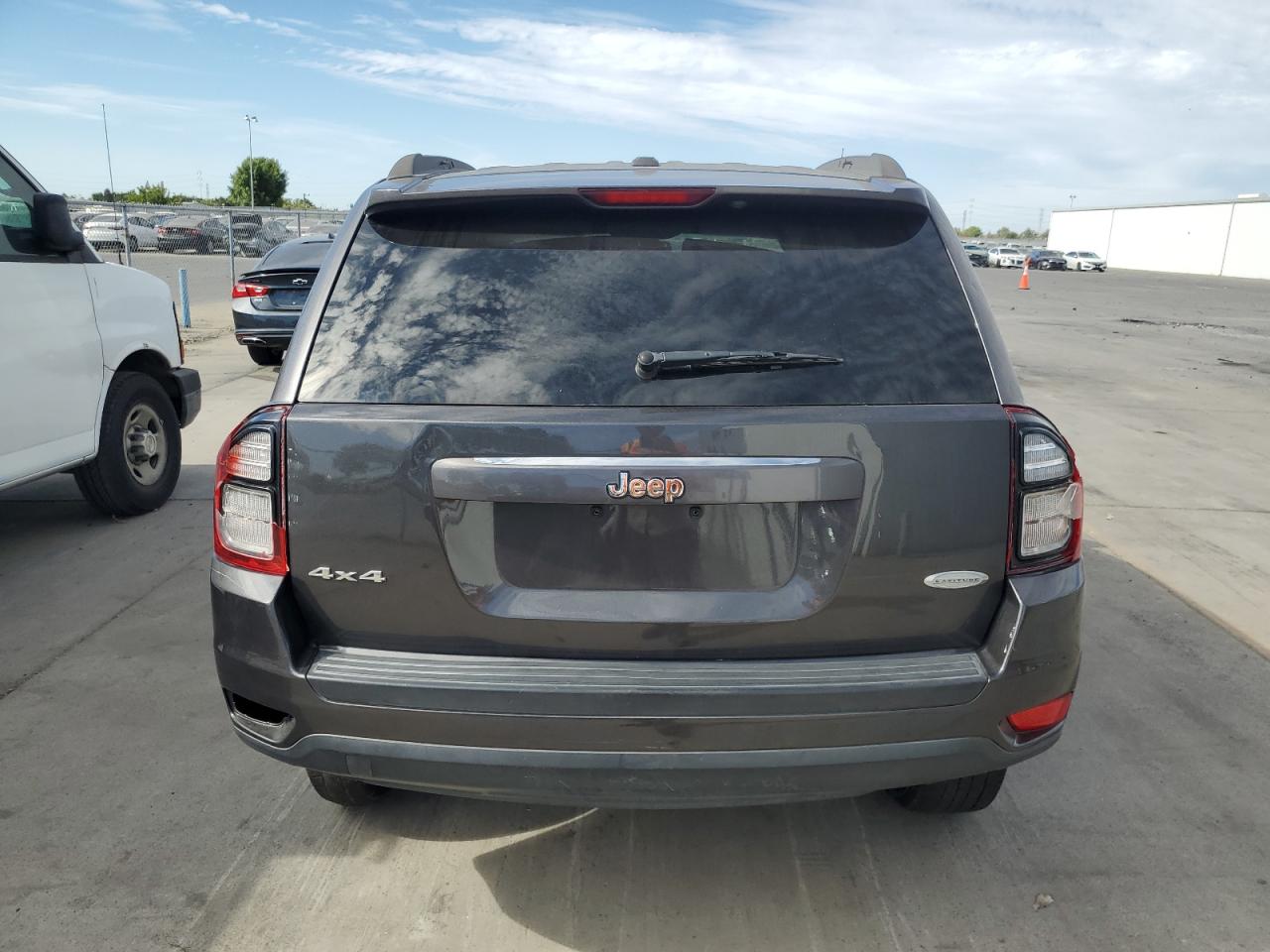 2016 Jeep Compass Latitude VIN: 1C4NJDEB7GD637930 Lot: 68091245