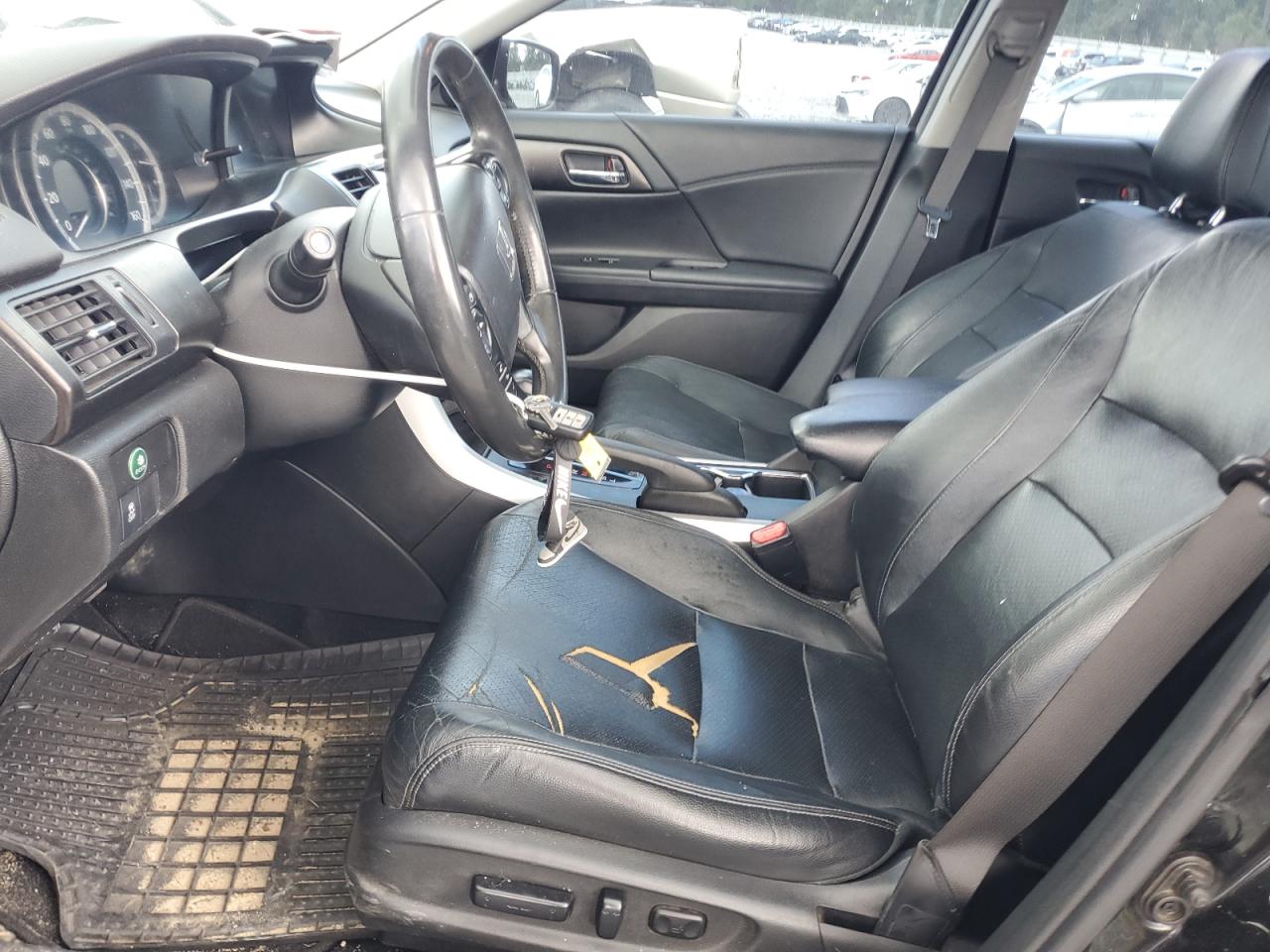 2015 Honda Accord Exl VIN: 1HGCR2F86FA198552 Lot: 67951435