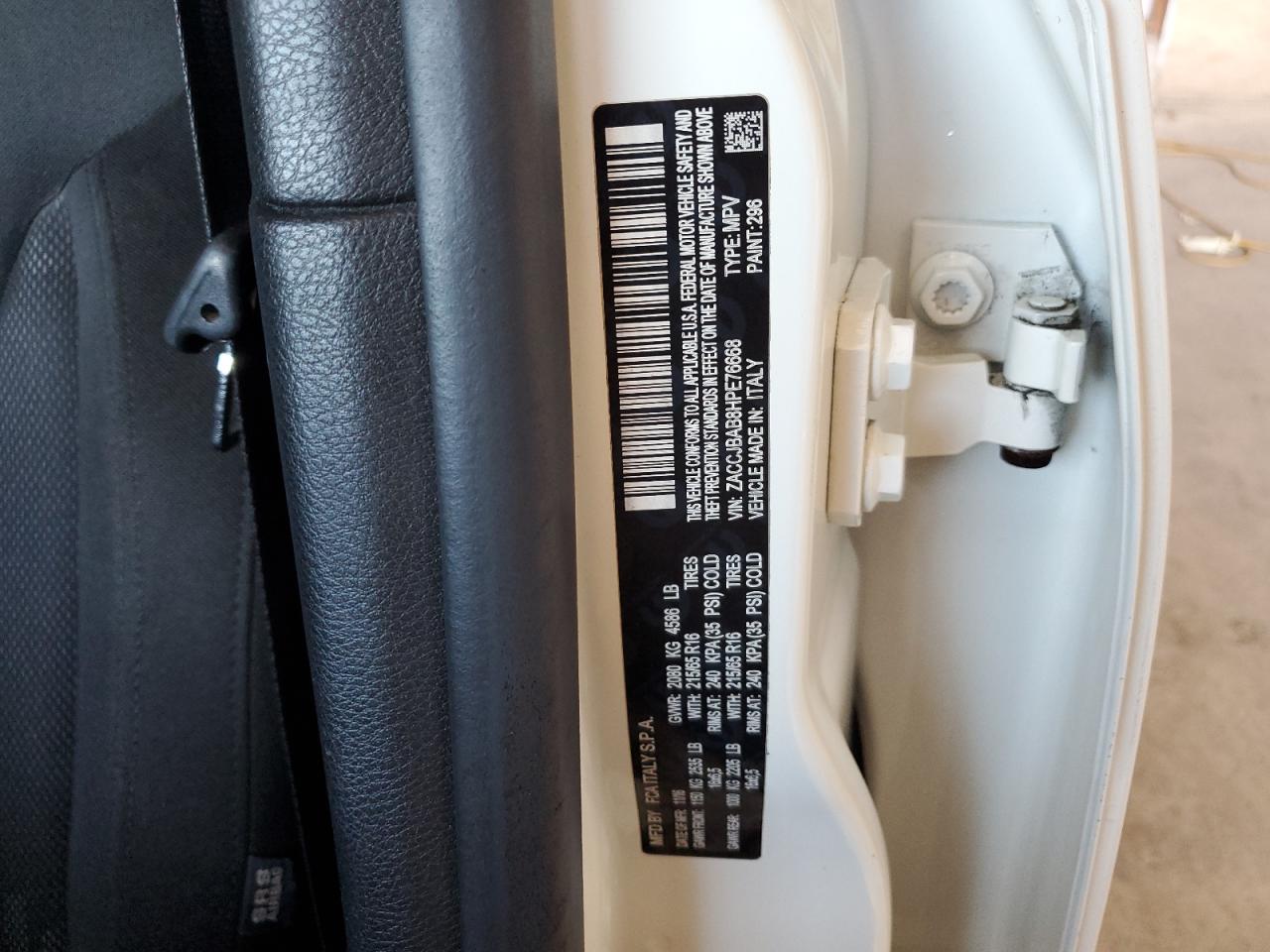 2017 Jeep Renegade Sport VIN: ZACCJBAB8HPE76668 Lot: 69788455