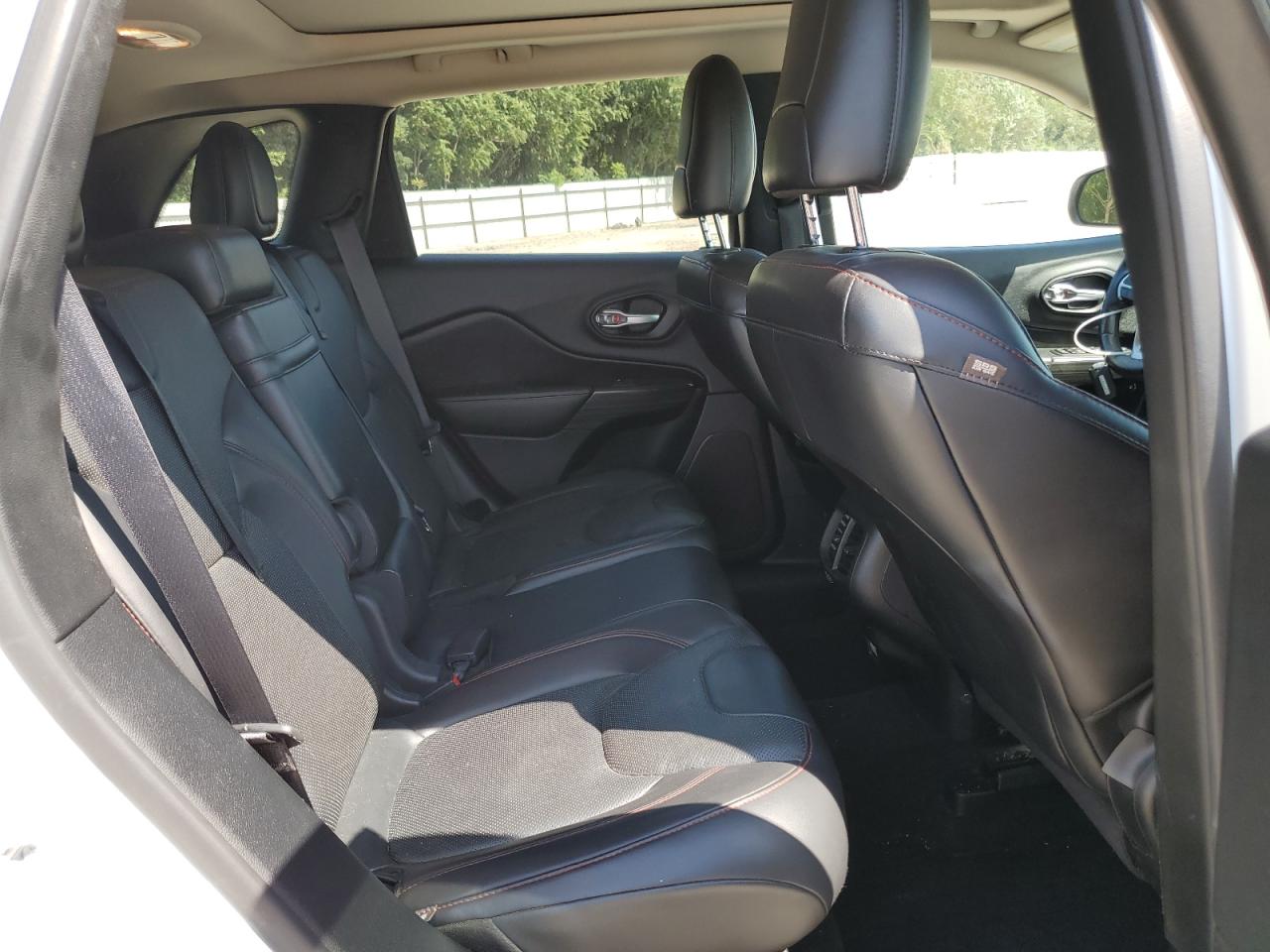 2016 Jeep Cherokee Trailhawk VIN: 1C4PJMBS6GW271086 Lot: 68635645