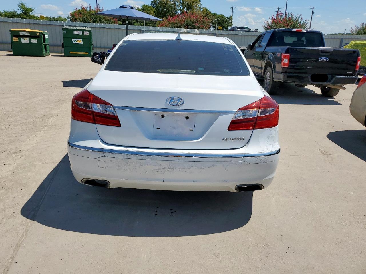 2014 Hyundai Genesis 3.8L VIN: KMHGC4DD3EU261838 Lot: 69335845
