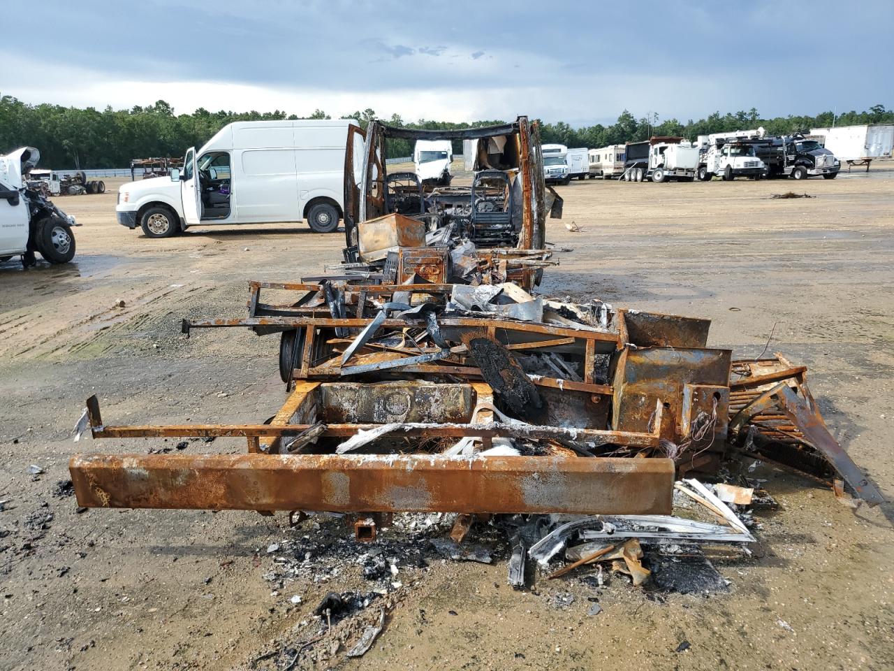 2016 Mercedes-Benz Sprinter 3500 VIN: WDAPF4CC9G9655017 Lot: 84565715