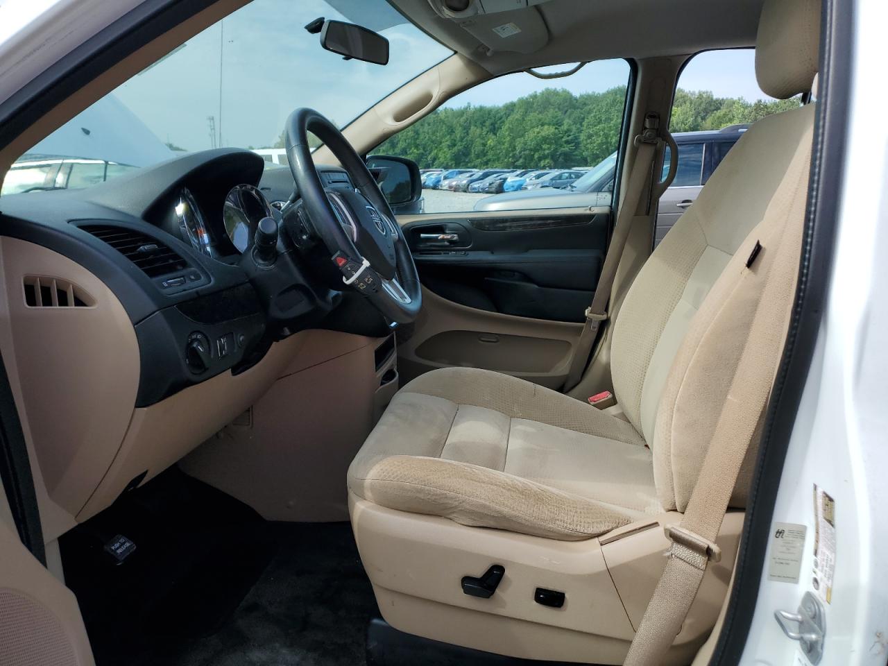 2016 Dodge Grand Caravan Sxt VIN: 2C4RDGCG6GR323515 Lot: 64773425