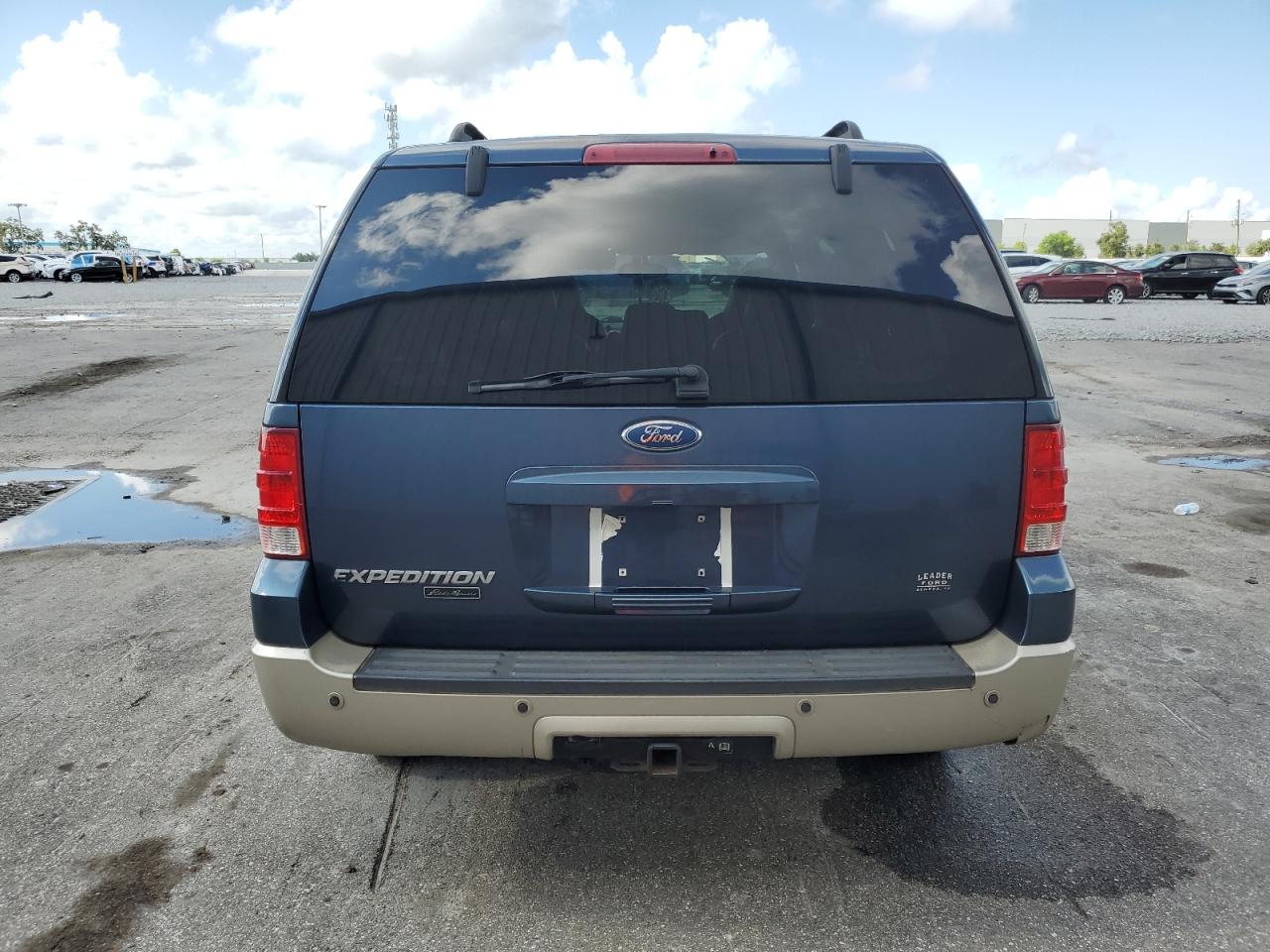 2005 Ford Expedition Eddie Bauer VIN: 1FMFU17535LA20590 Lot: 69190425