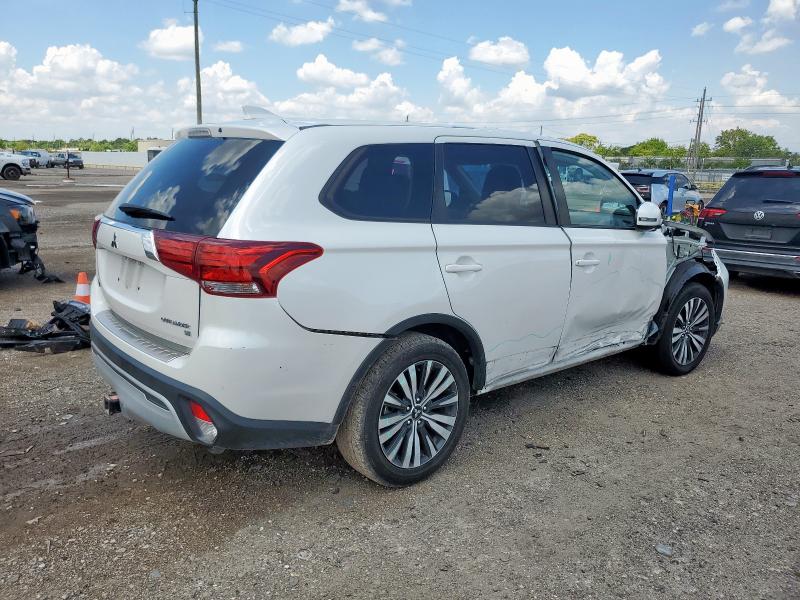  MITSUBISHI OUTLANDER 2019 Белы