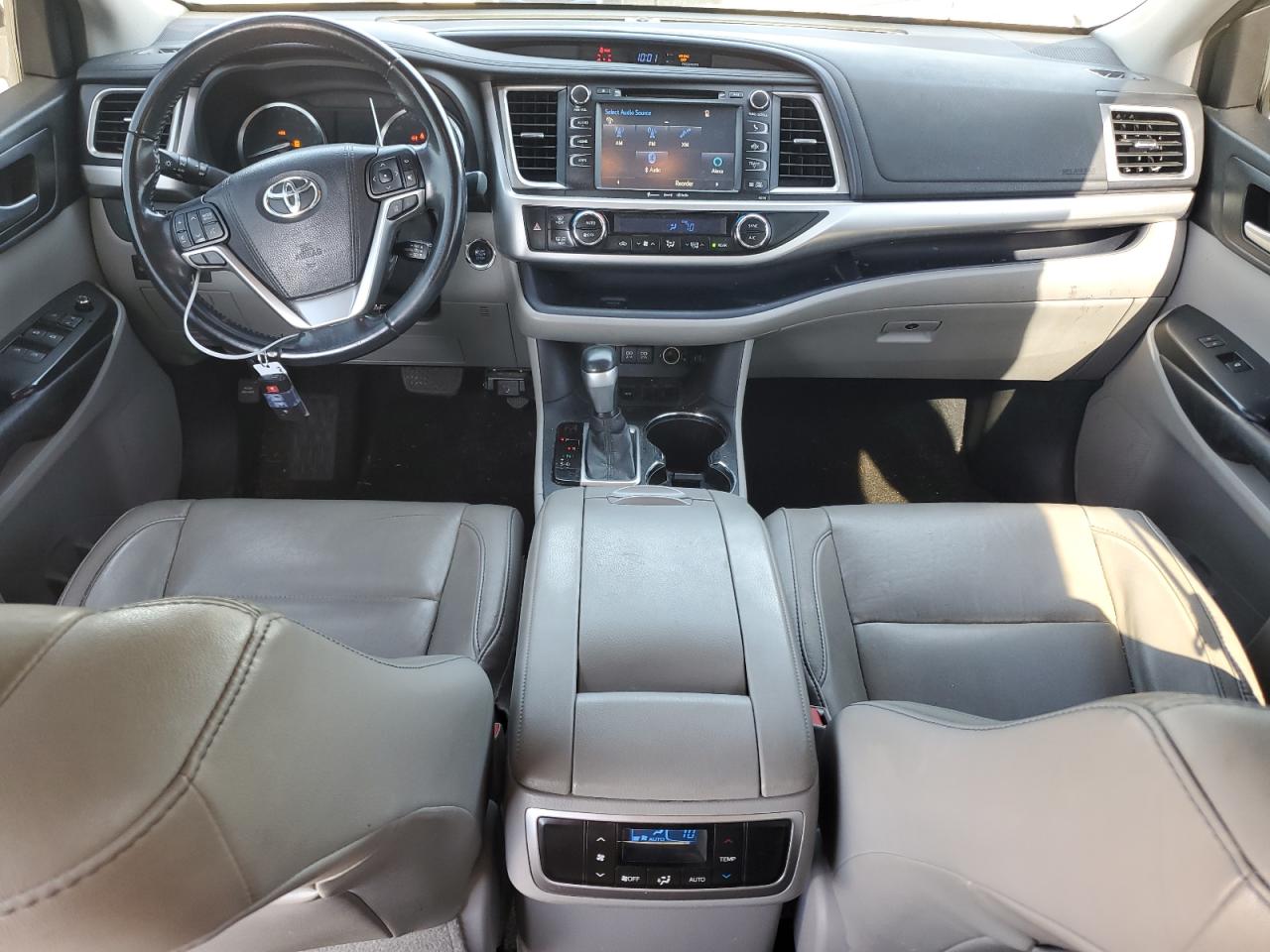 2017 Toyota Highlander Se VIN: 5TDKZRFH7HS512315 Lot: 70820865