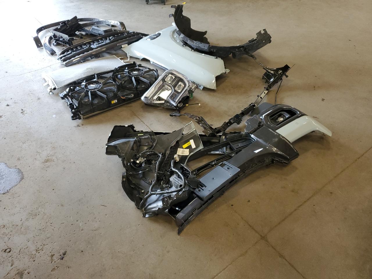 2024 Ford Ranger Lariat VIN: 1FTER4KH7RLE75243 Lot: 67070235