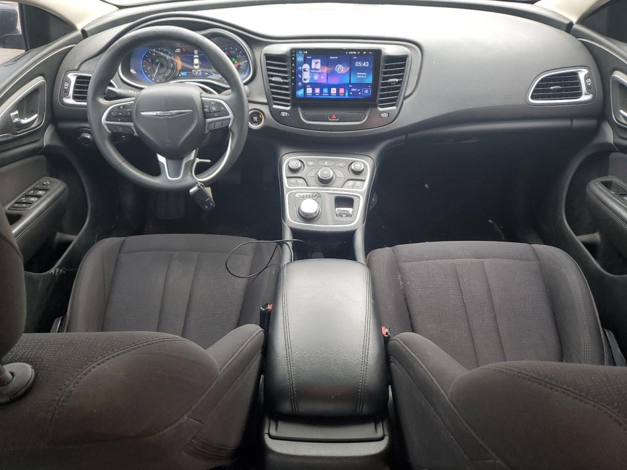 2015 Chrysler 200 Limited VIN: 1C3CCCAB2FN529231 Lot: 70682905