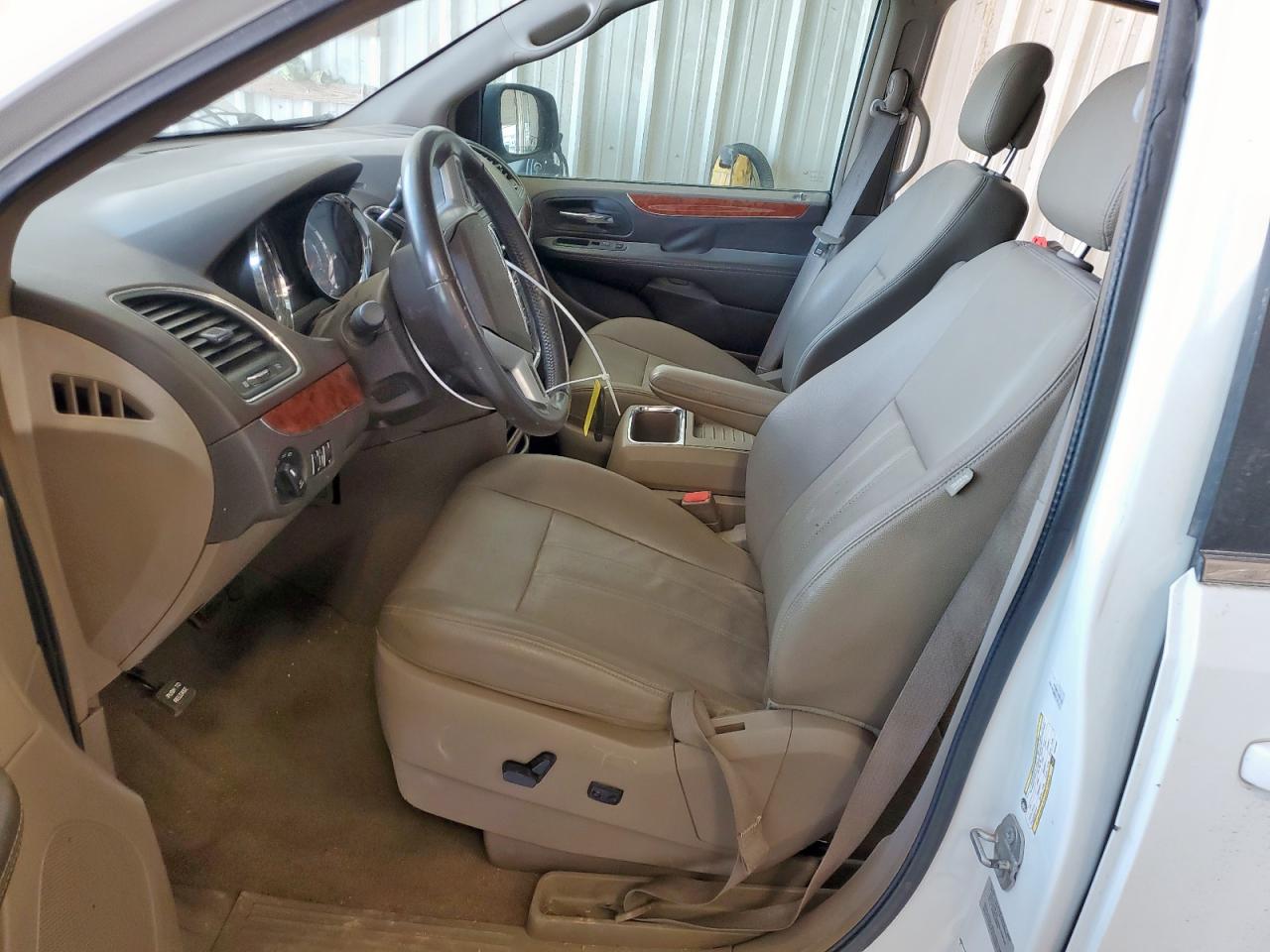 2015 Chrysler Town & Country Touring VIN: 2C4RC1BG7FR751447 Lot: 69075735