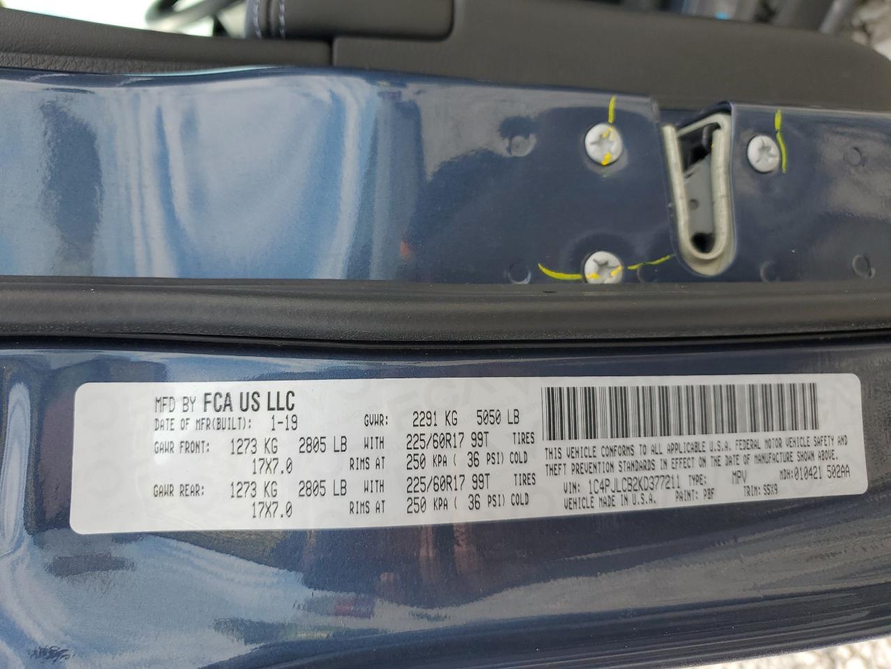 2019 Jeep Cherokee Latitude VIN: 1C4PJLCB2KD377211 Lot: 70163395