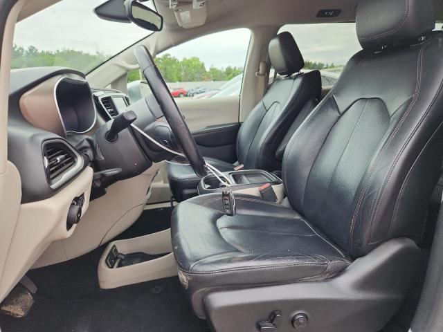  CHRYSLER PACIFICA 2019 Srebrny