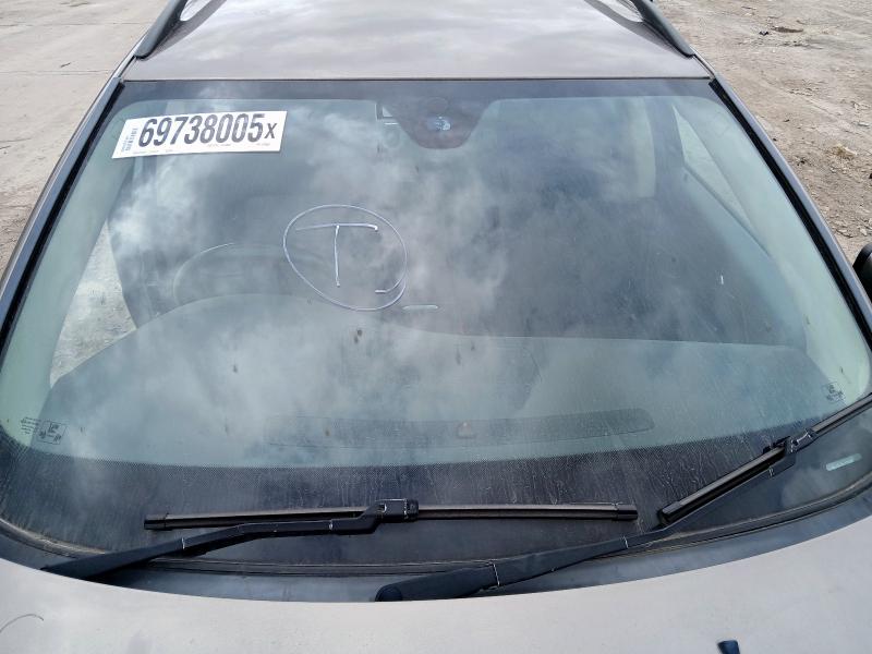 2008 VOLVO V70 SE