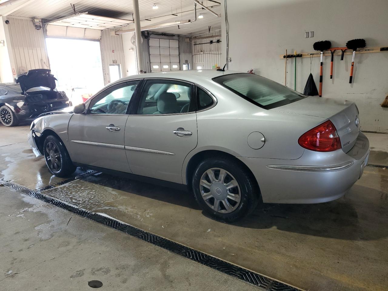 2008 Buick Lacrosse Cx silver null gas 2G4WC582381161717 photo #3
