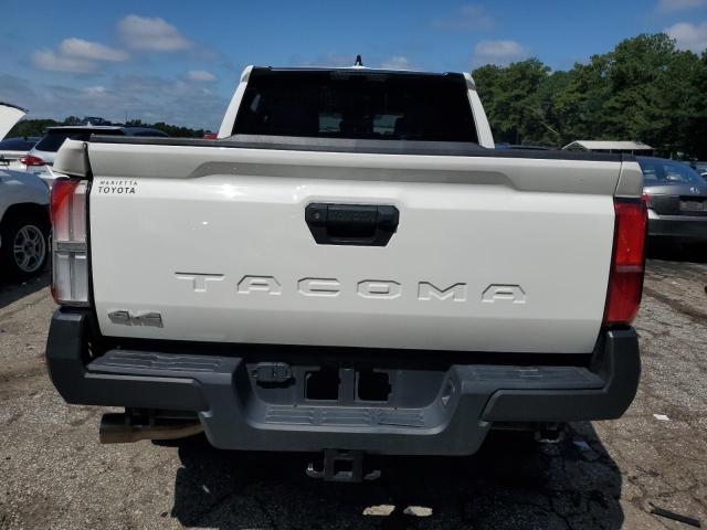  TOYOTA TACOMA 2024 Biały