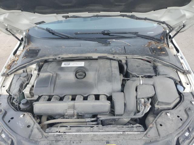 2010 VOLVO XC70 3.2  