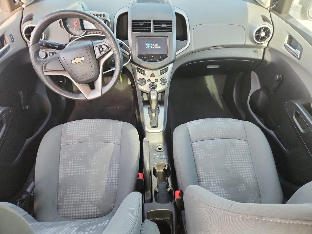 2014 Chevrolet Sonic Ls VIN: 1G1JA5SG8E4196738 Lot: 67576335