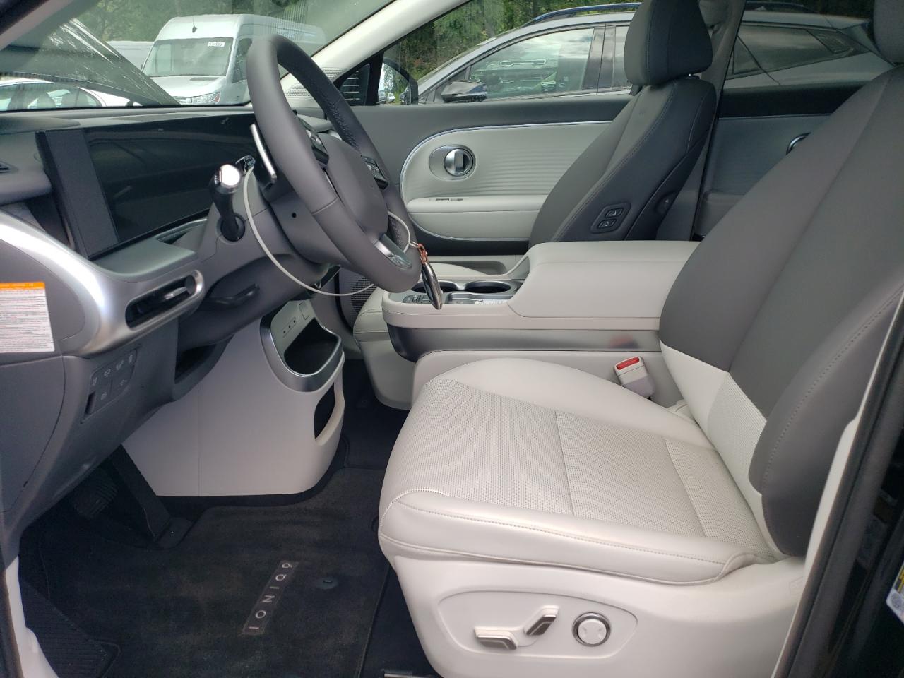 2026 Hyundai Ioniq 9 Sel VIN: 7YAMUFS38TY004666 Lot: 70524115