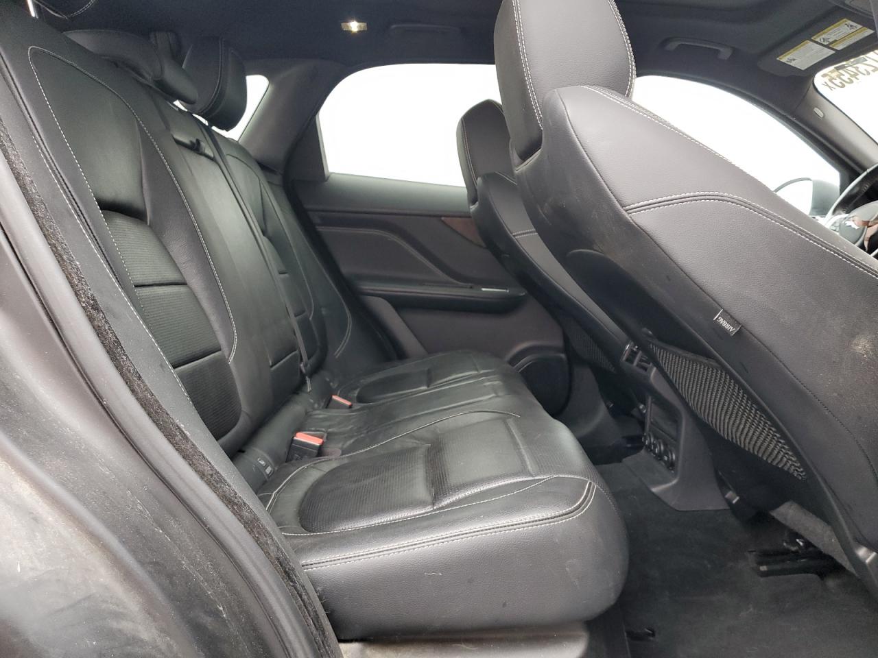 2017 Jaguar F-Pace R - Sport VIN: SADCL2BV1HA491133 Lot: 68723455