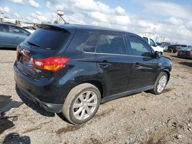  MITSUBISHI OUTLANDER 2015 Czarny