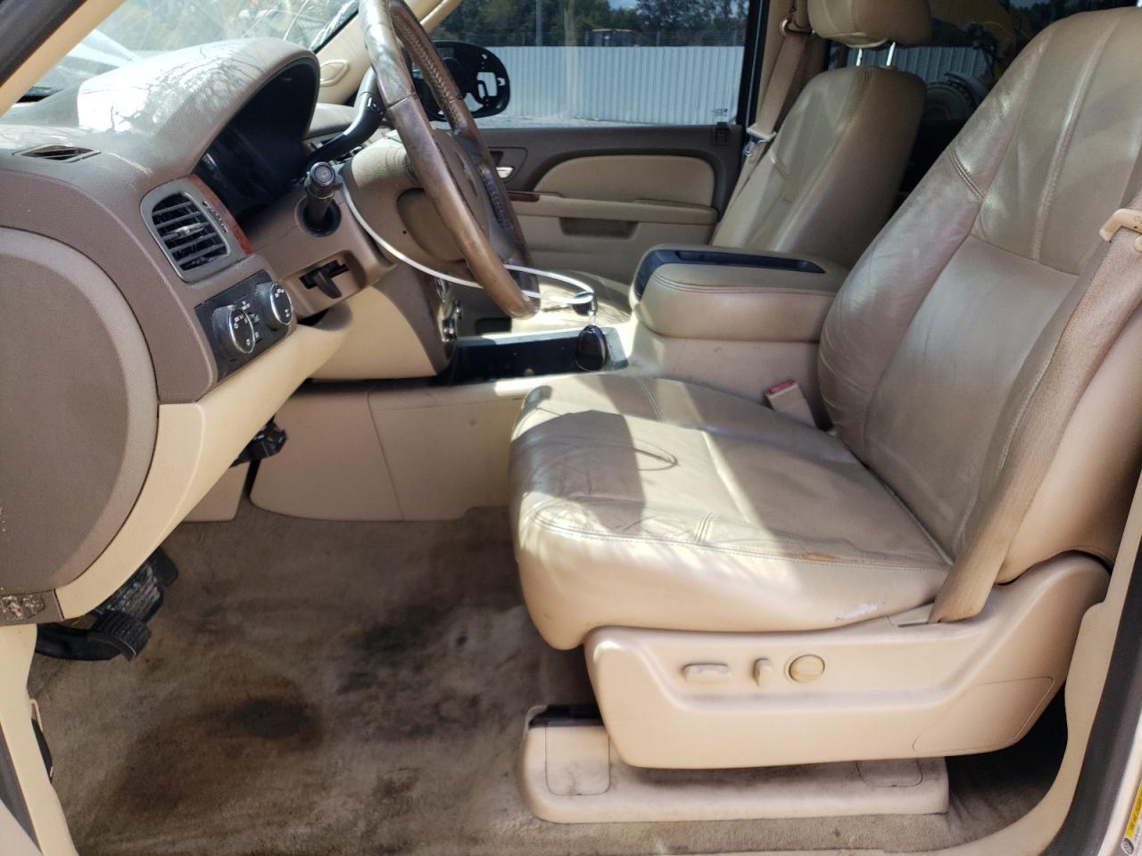 2012 Chevrolet Suburban K1500 Lt VIN: 1GNSKJE78CR194752 Lot: 70404345