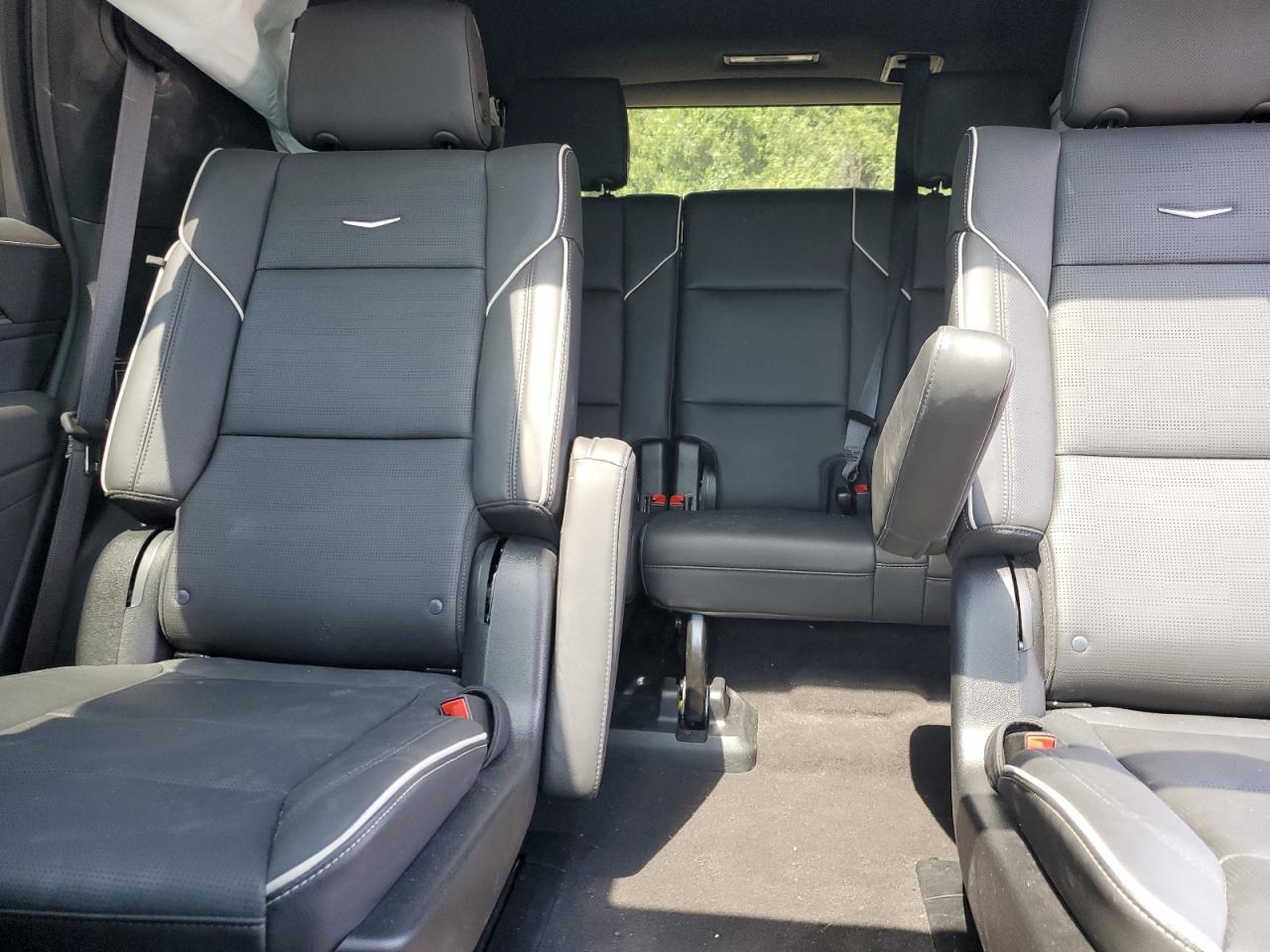 2024 Cadillac Escalade Premium Luxury VIN: 1GYS4BKL0RR310748 Lot: 68306405