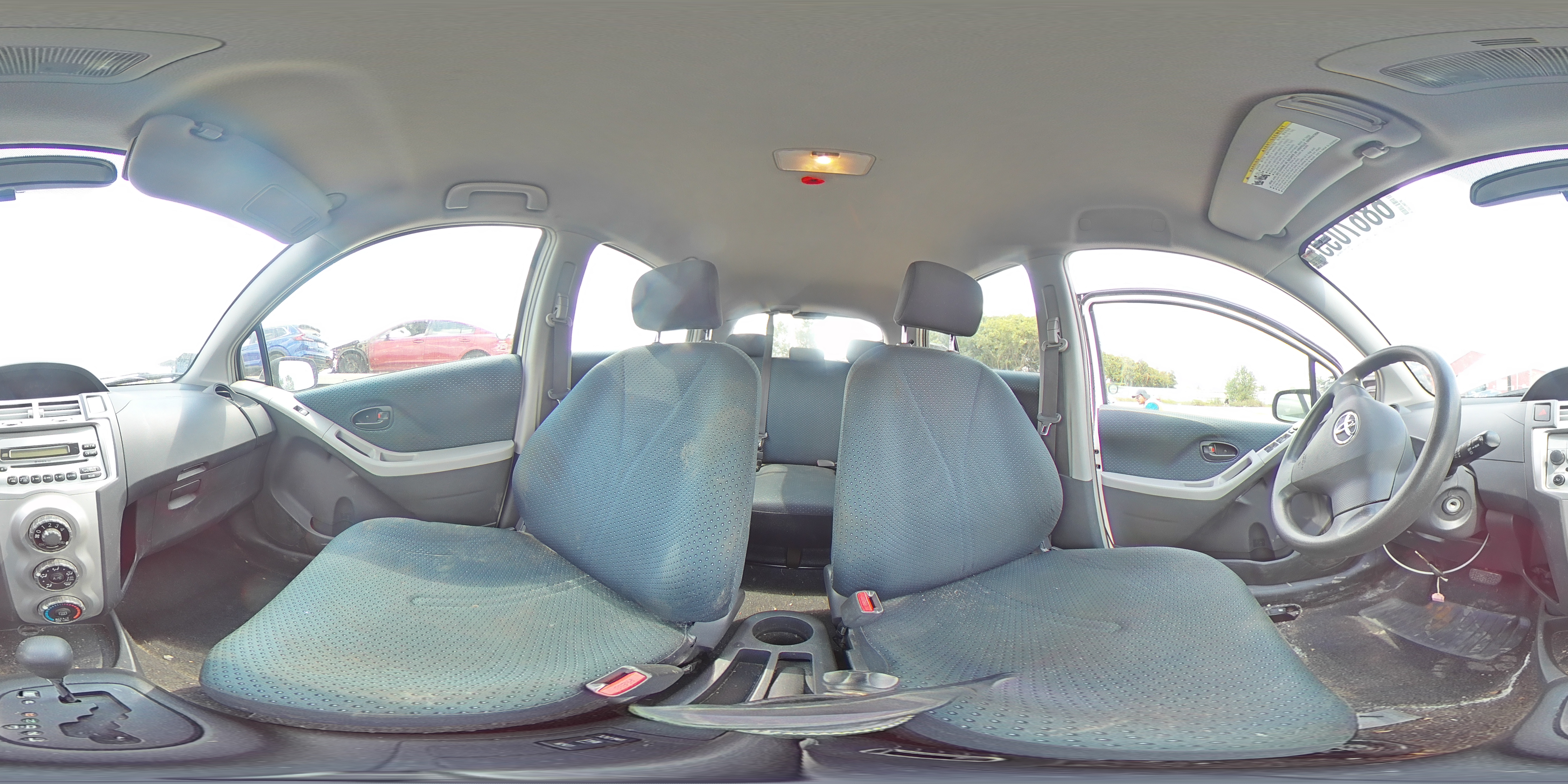 2008 Toyota Yaris VIN: JTDKT923485172607 Lot: 68670535