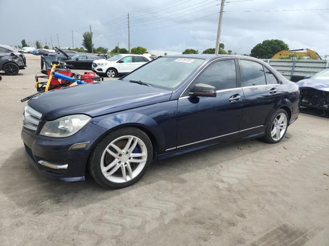 Sedans MERCEDES-BENZ C-CLASS 2013 Granatowy