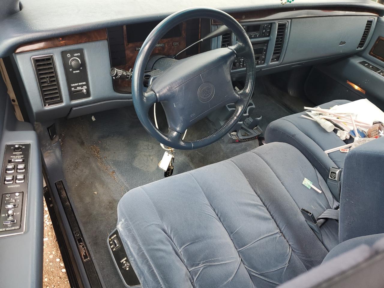 1996 Cadillac Fleetwood Base VIN: 1G6DW52PXTR710470 Lot: 69448005