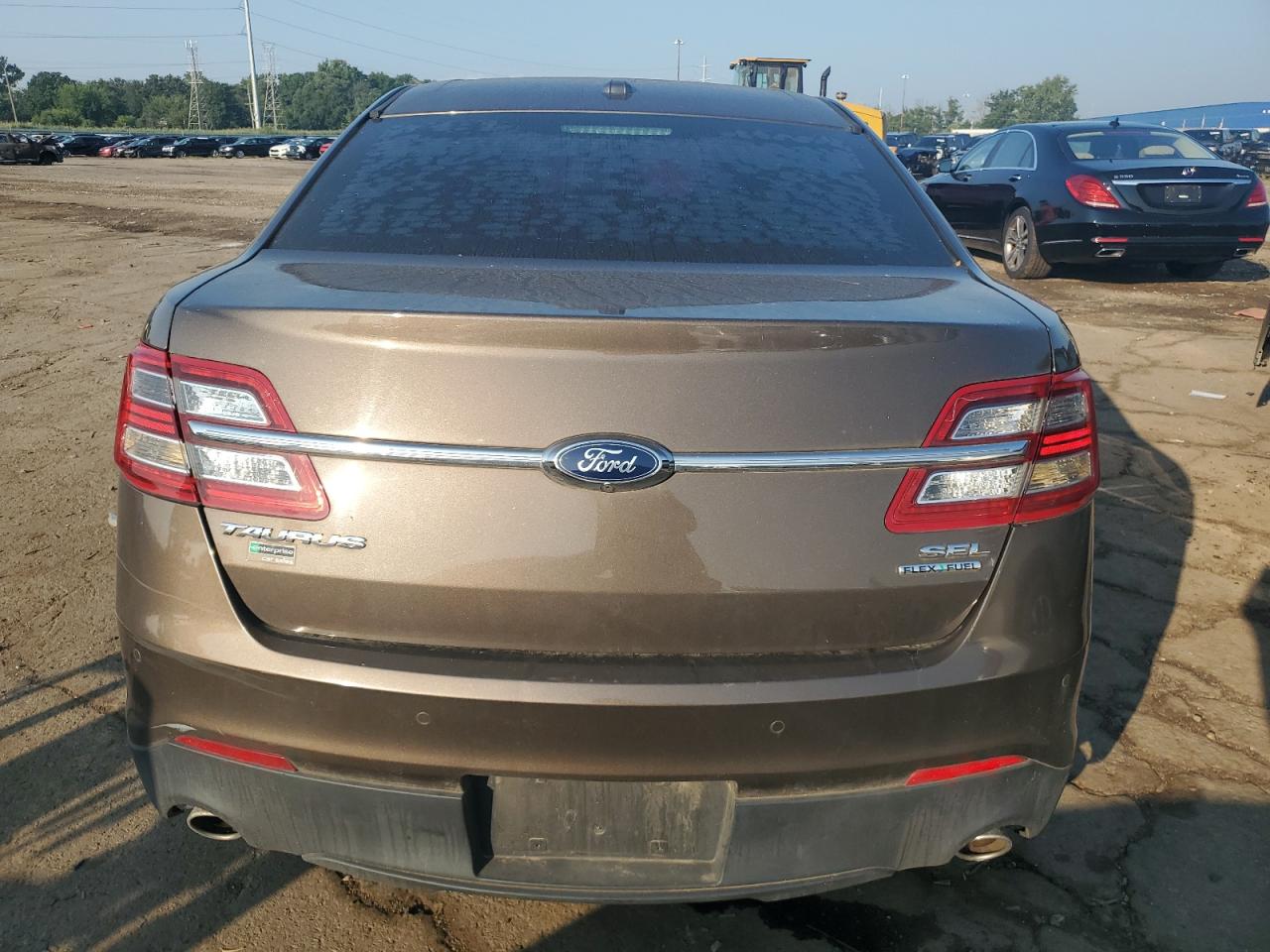 2015 Ford Taurus Sel VIN: 1FAHP2E86FG182009 Lot: 68861595