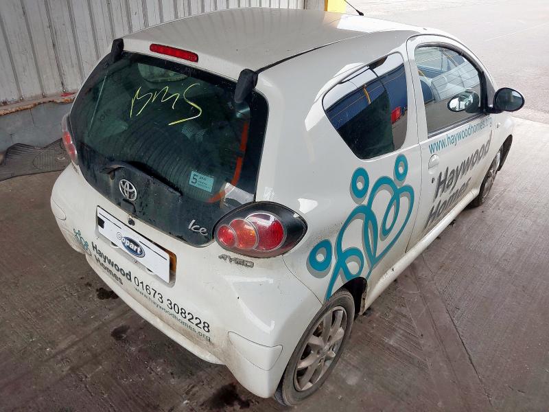 2014 TOYOTA AYGO MODE