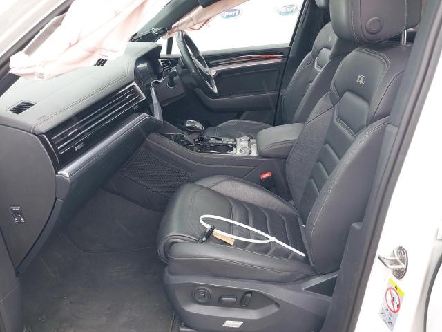 2020 VOLKSWAGEN TOUAREG V6