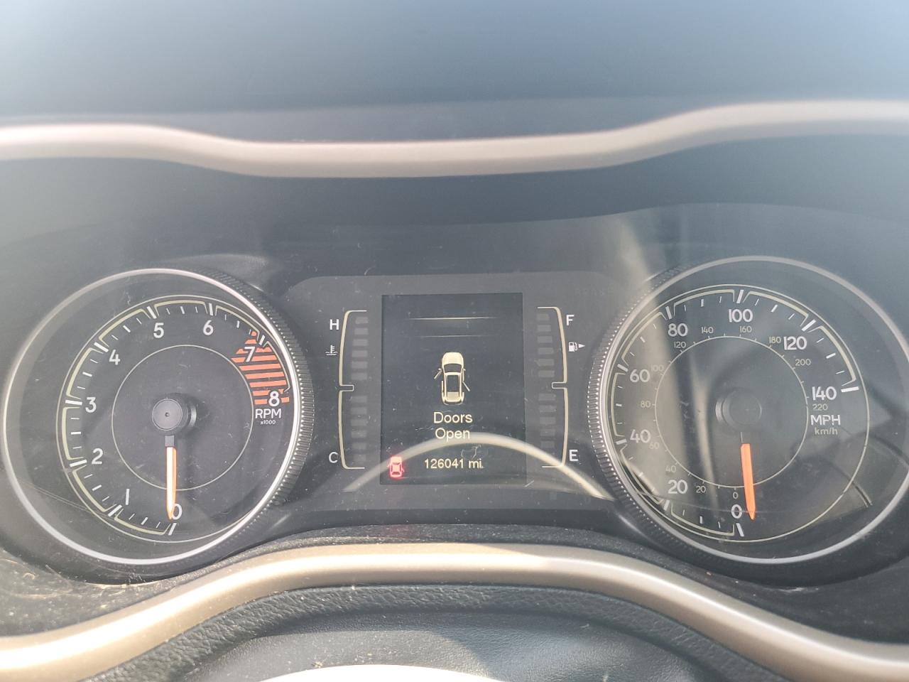 2017 Jeep Cherokee Latitude VIN: 1C4PJLCS0HW517043 Lot: 68886455