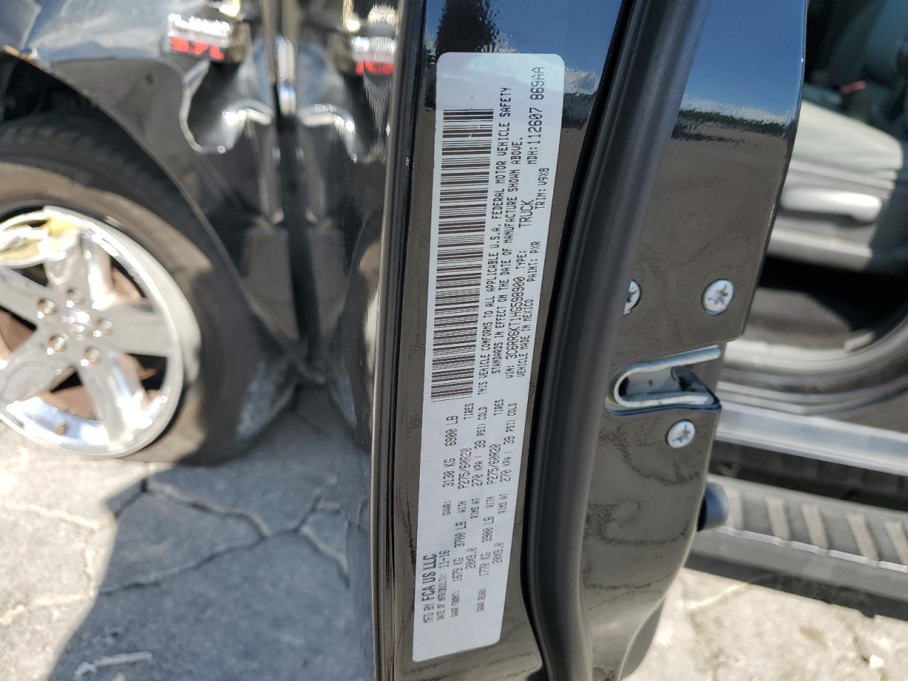 2017 Ram 1500 St VIN: 3C6RR6KT1HG598900 Lot: 68525145