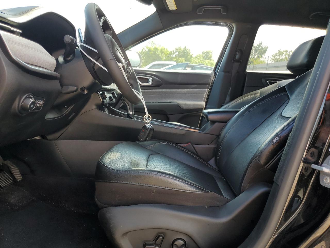 2023 Jeep Compass Latitude Lux VIN: 3C4NJDFN1PT535770 Lot: 70385035