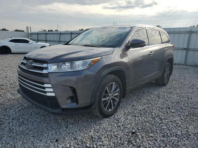 2017 TOYOTA HIGHLANDER SE   for sale at Copart OH - COLUMBUS