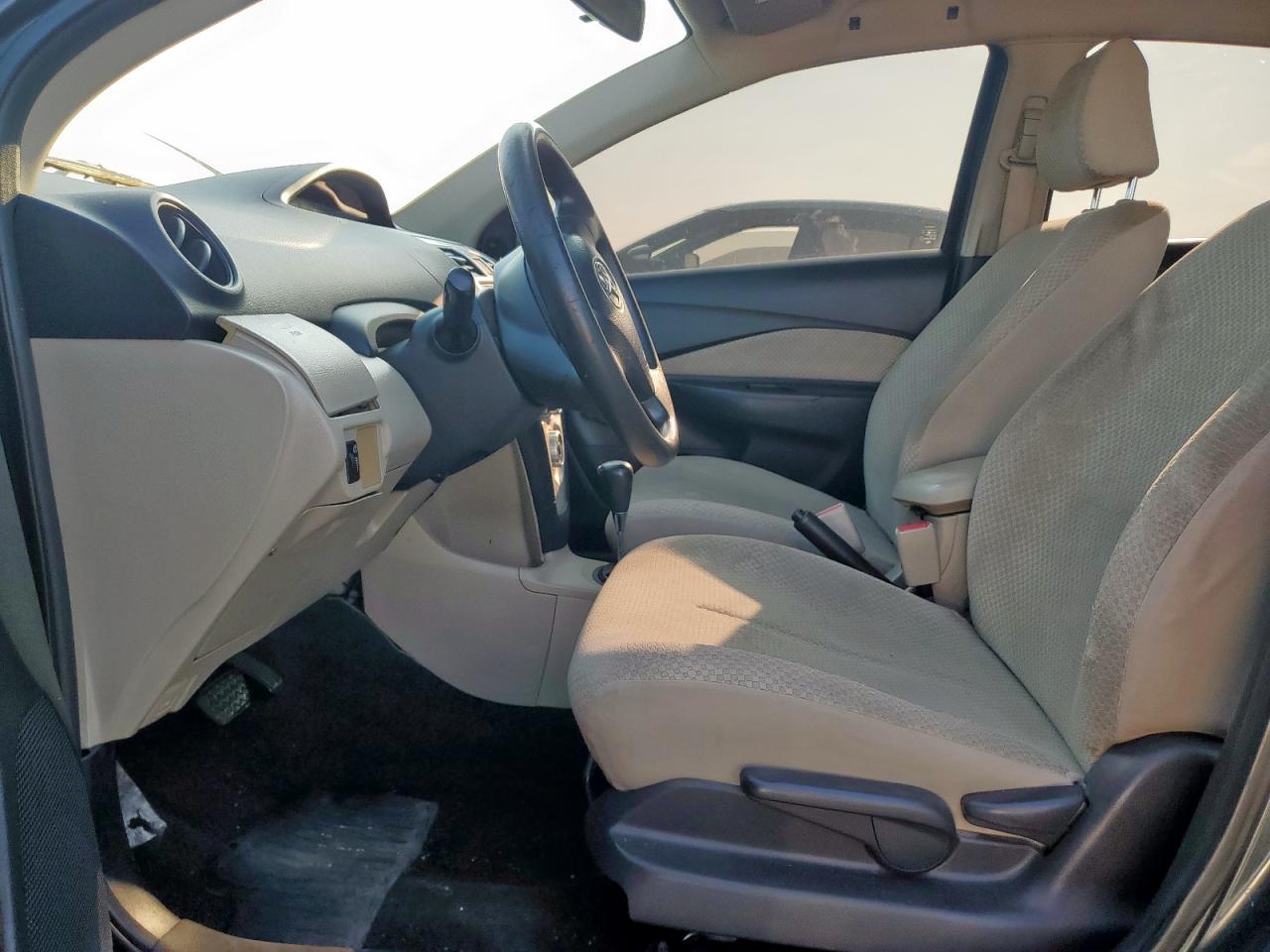 2007 Toyota Yaris VIN: JTDBT923171009225 Lot: 67637095