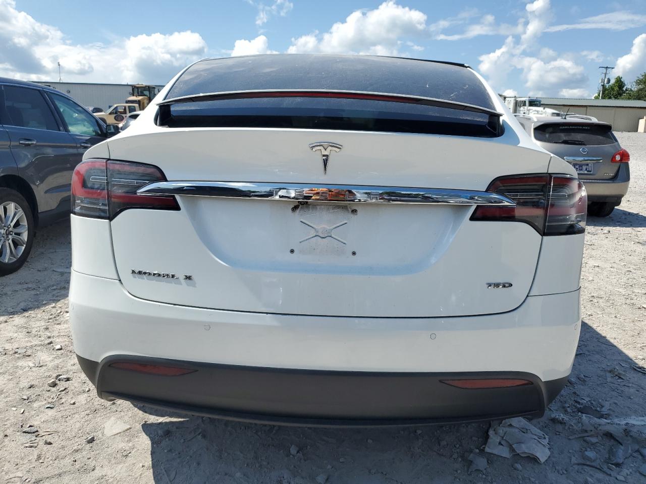 5YJXCBE28HF061119 2017 Tesla Model X